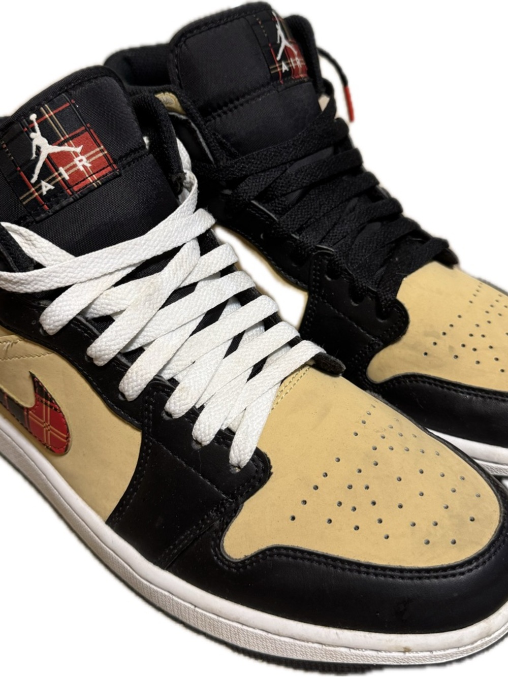 Jordan 1 mid SE tartan swoosh men’s sz 9.5